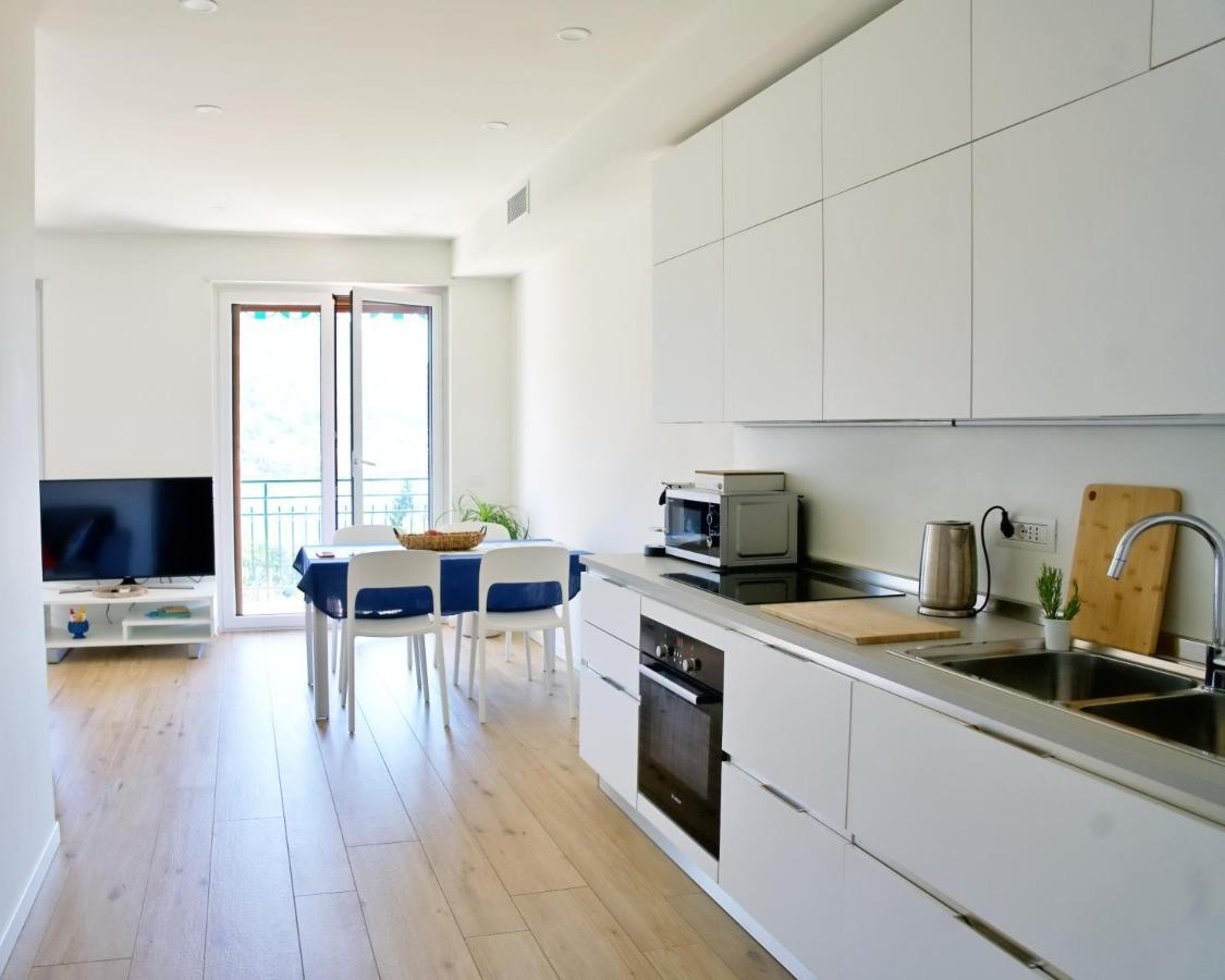 The Blue - Lake / City View Modern Apt Near Villa Olmo โกโม ภายนอก รูปภาพ